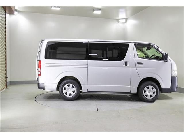 TOYOTA HIACE van 4WD 2020