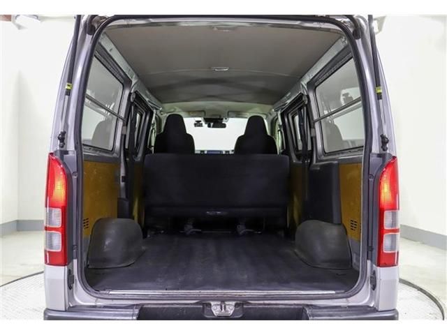 TOYOTA HIACE van 4WD 2020