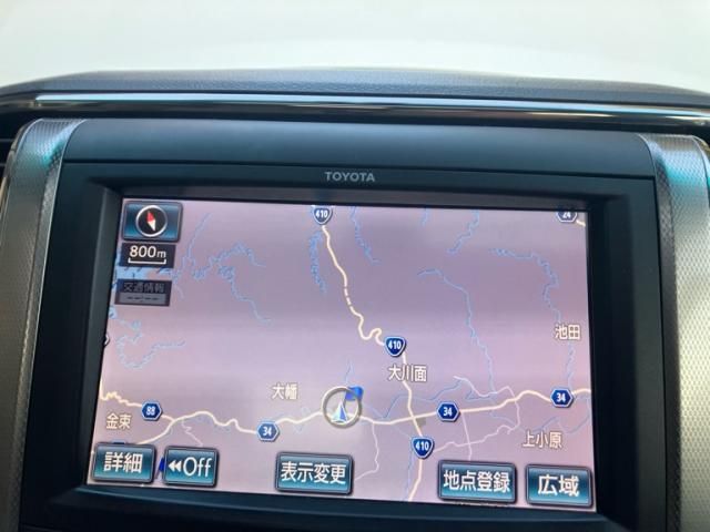 TOYOTA VELLFIRE 2013