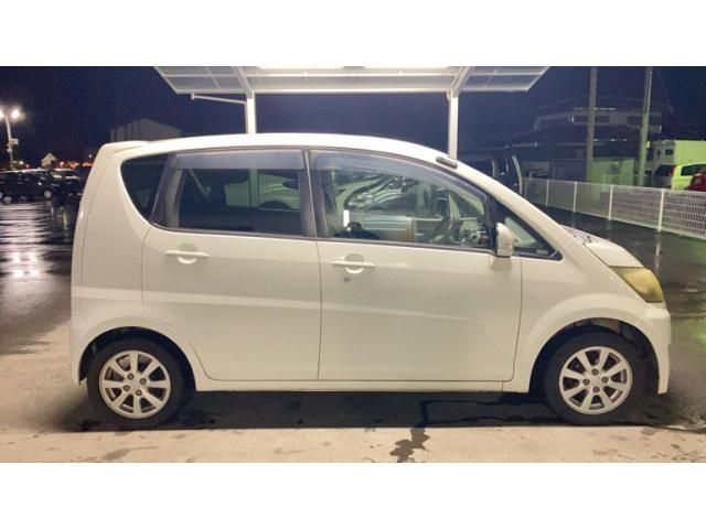 DAIHATSU MOVE CUSTOM 2006