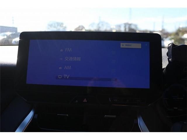 TOYOTA HARRIER HYBRID 2023