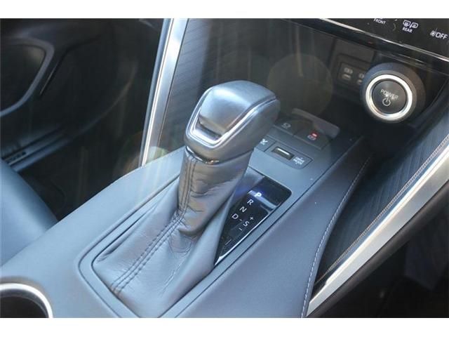 TOYOTA HARRIER HYBRID 2023