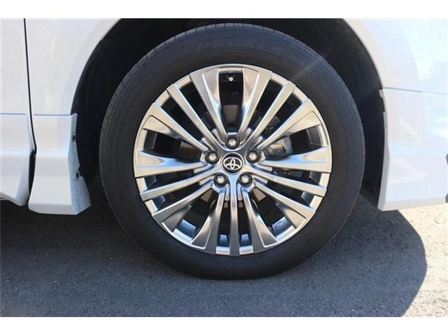 TOYOTA HARRIER HYBRID 2023