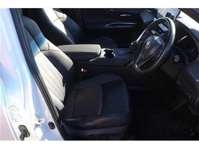 TOYOTA HARRIER HYBRID 2023