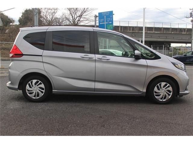 HONDA FREED plus HYBRID 2023