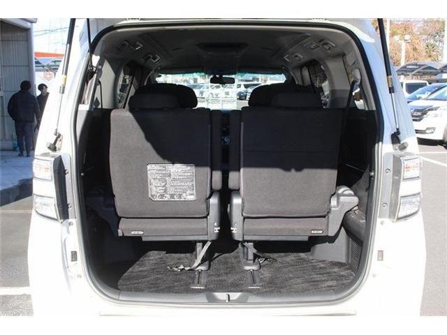 TOYOTA VELLFIRE 2012