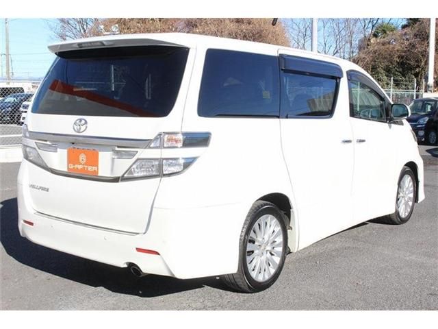 TOYOTA VELLFIRE 2012