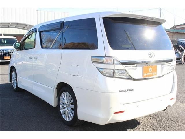 TOYOTA VELLFIRE 2012