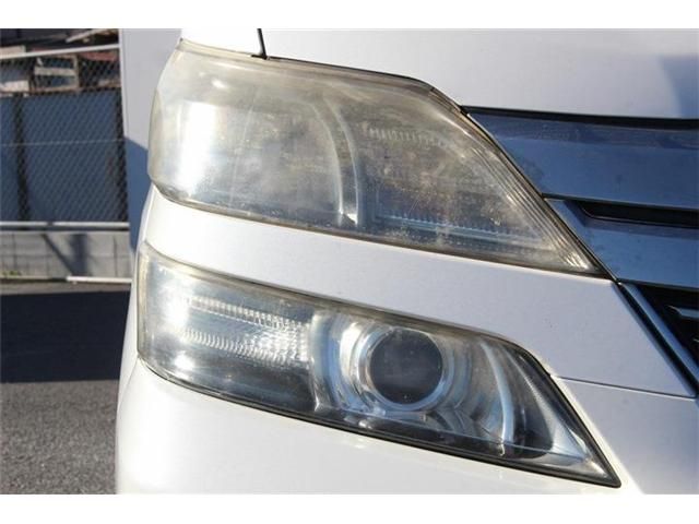 TOYOTA VELLFIRE 2012