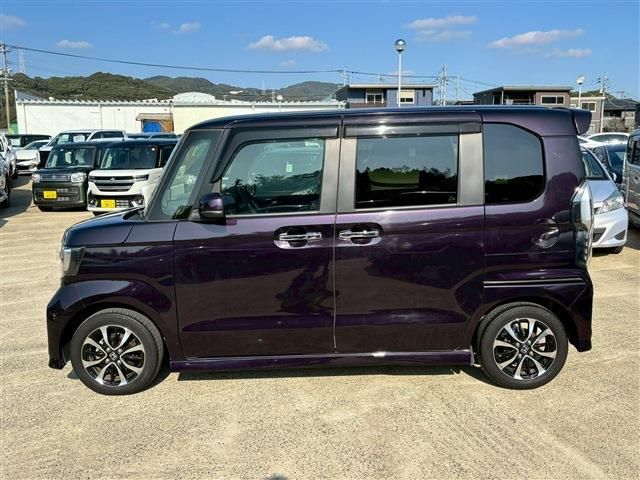 HONDA N BOX CUSTOM 2020