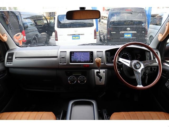 TOYOTA HIACE van 2WD 2013