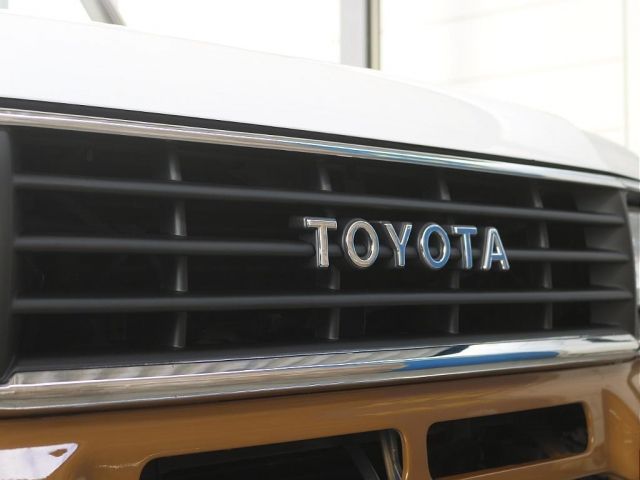 TOYOTA LANDCRUISER PRADO 1995