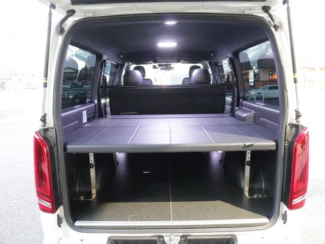 TOYOTA HIACE van 2WD 2019