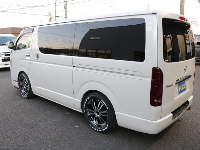 TOYOTA HIACE van 2WD 2019