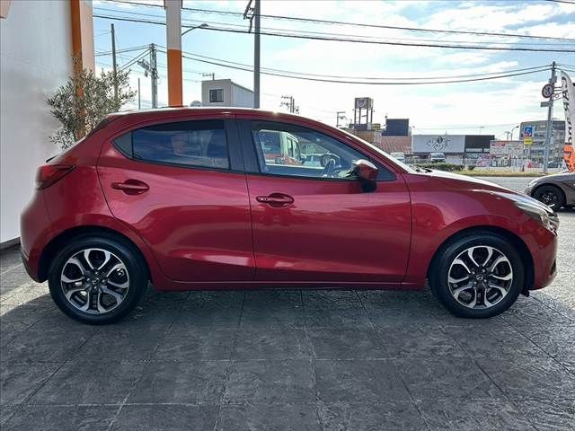 MAZDA DEMIO 2015