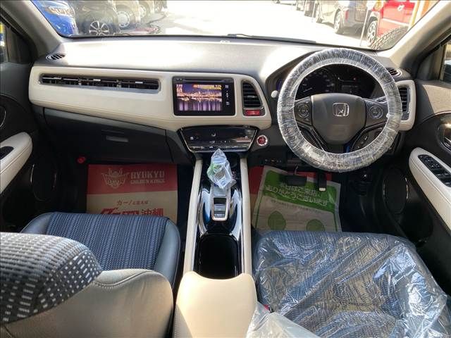 HONDA VEZEL HYBRID 2015