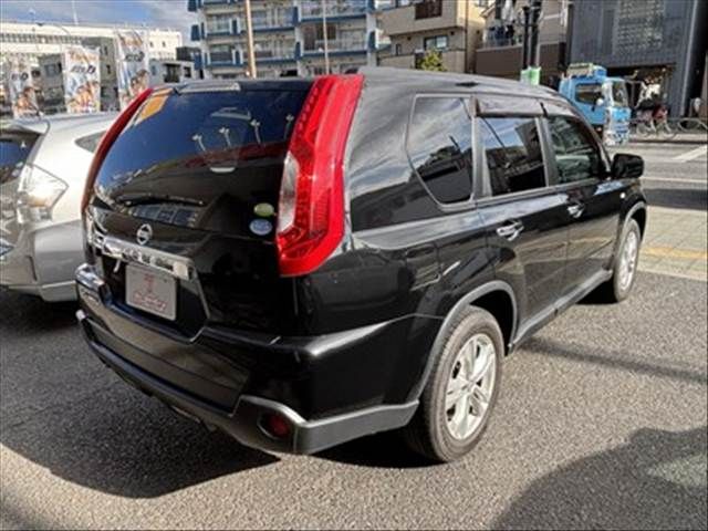 NISSAN X-TRAIL 4WD 2010