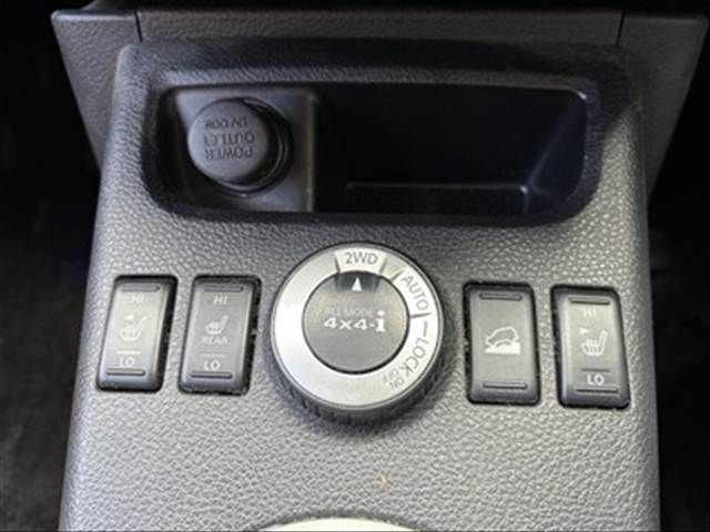 NISSAN X-TRAIL 4WD 2010