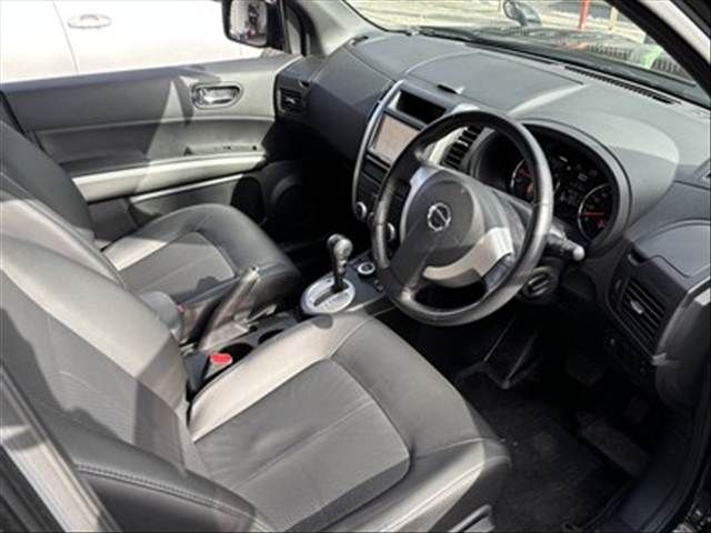 NISSAN X-TRAIL 4WD 2010