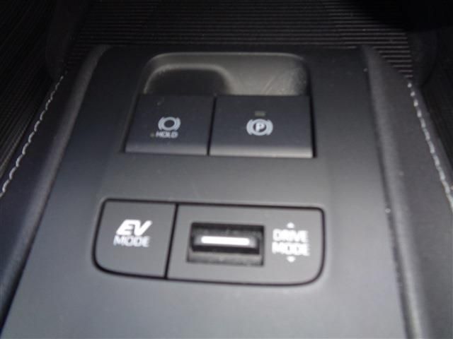 TOYOTA HARRIER HYBRID 2024