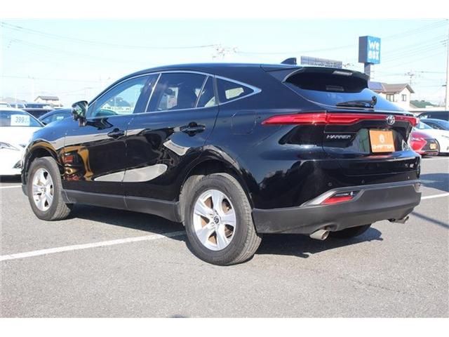 TOYOTA HARRIER 2WD 2022