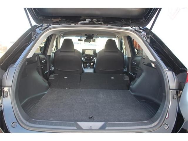 TOYOTA HARRIER 2WD 2022