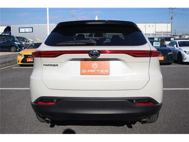 TOYOTA HARRIER 2WD 2022