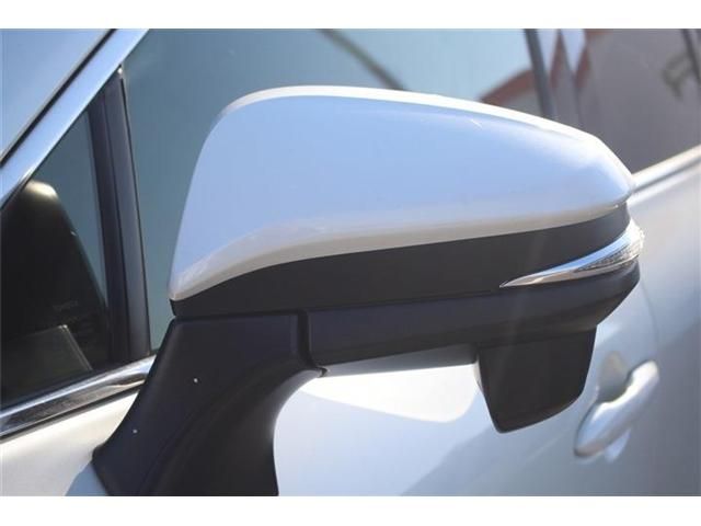 TOYOTA HARRIER 2WD 2022