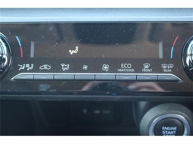 TOYOTA HARRIER 2WD 2022