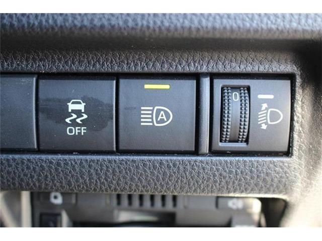 TOYOTA HARRIER 2WD 2022