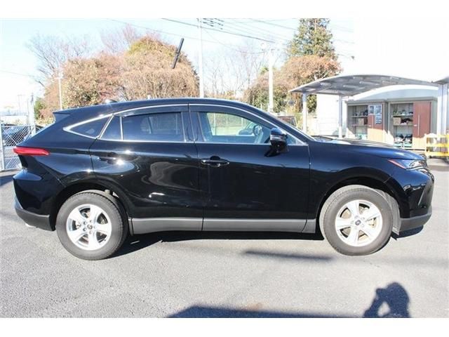 TOYOTA HARRIER 2WD 2022