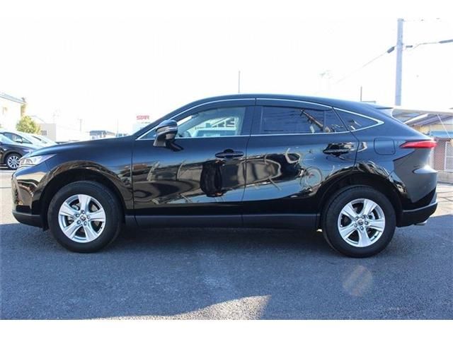 TOYOTA HARRIER 2WD 2022