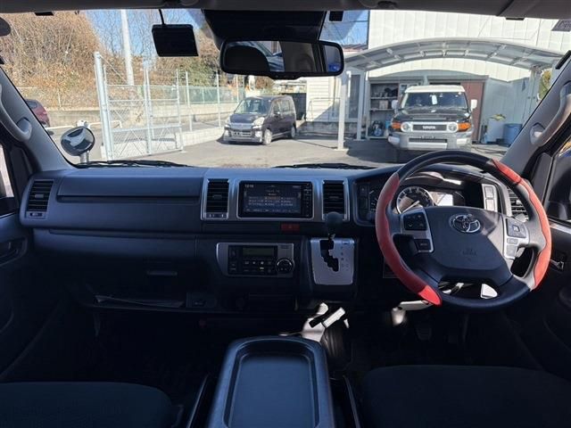 TOYOTA HIACE van 2WD 2020