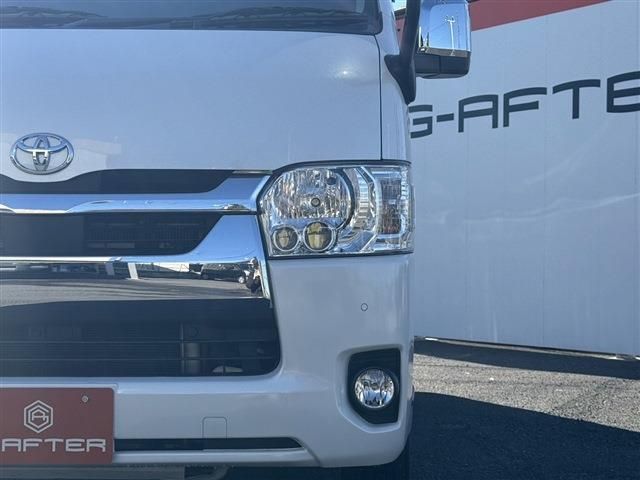 TOYOTA HIACE van 2WD 2020