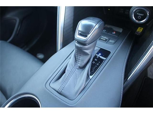 TOYOTA HARRIER PHEV 2023