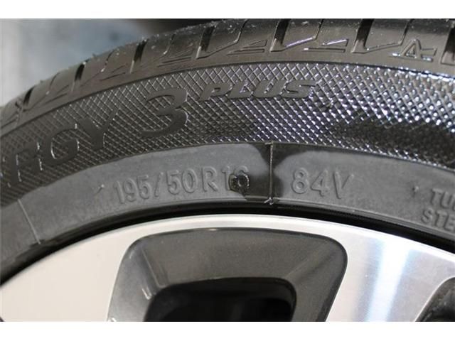 TOYOTA SIENTA HYBRID 2018