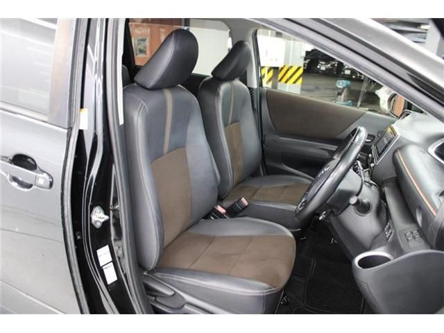 TOYOTA SIENTA HYBRID 2018