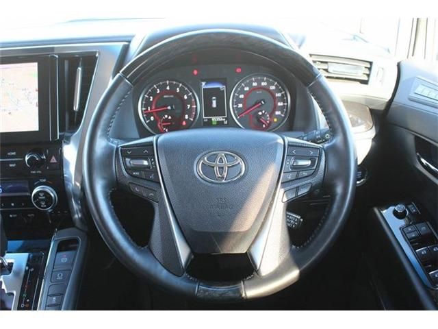 TOYOTA VELLFIRE 2020