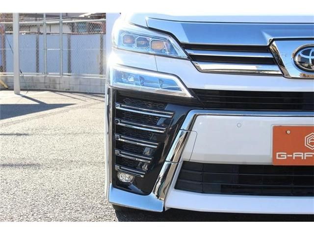 TOYOTA VELLFIRE 2020