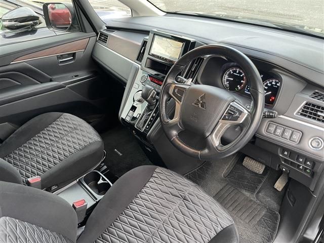 MITSUBISHI DELICA D:5 4WD 2019