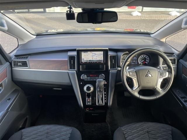 MITSUBISHI DELICA D:5 4WD 2019