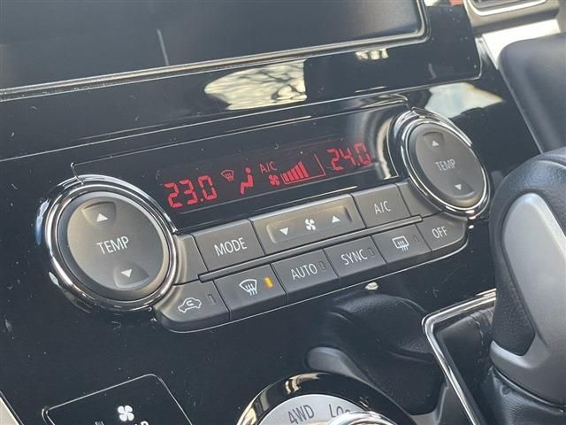 MITSUBISHI DELICA D:5 4WD 2019