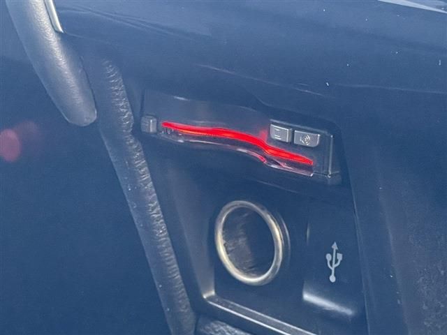 MITSUBISHI DELICA D:5 4WD 2019