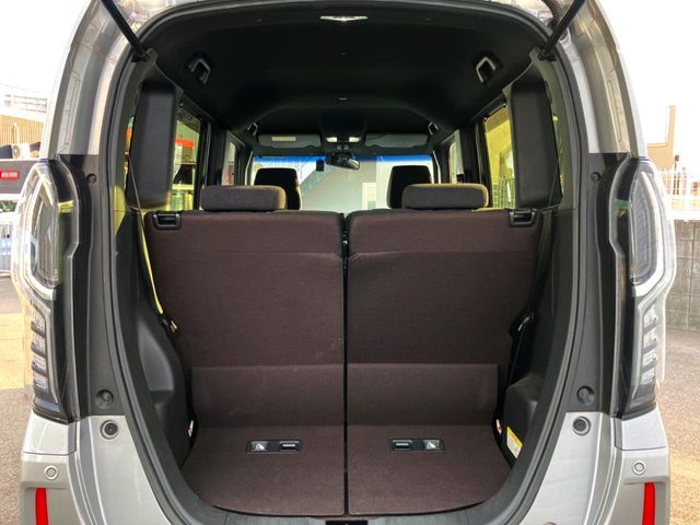 HONDA N BOX CUSTOM 2018