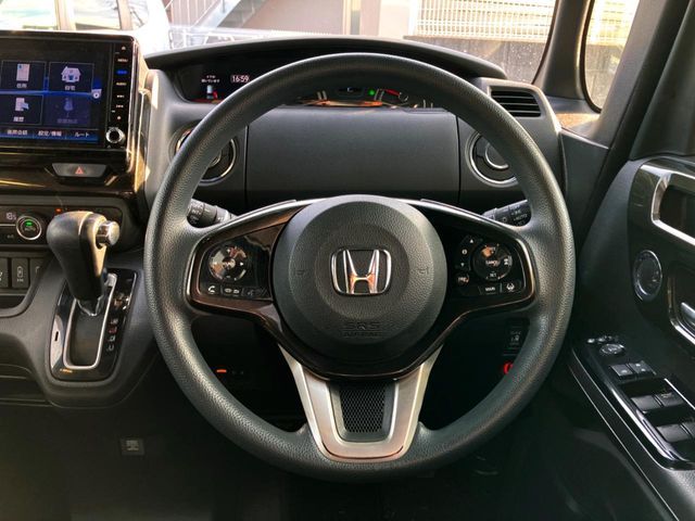 HONDA N BOX CUSTOM 2018