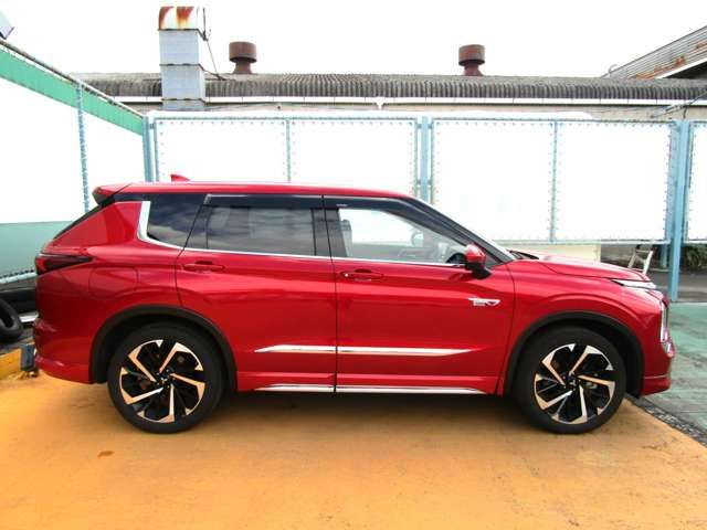 MITSUBISHI OUTLANDER PHEV 2022