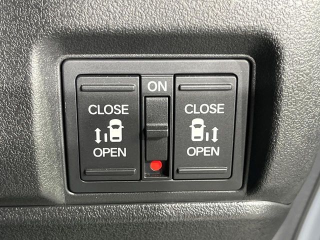 HONDA N BOX CUSTOM 2023