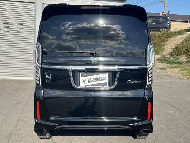 HONDA N BOX CUSTOM 2018