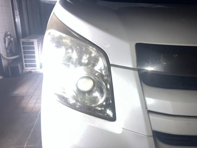 TOYOTA NOAH 2009