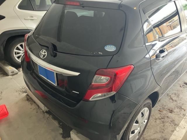 TOYOTA VITZ  4WD 2014